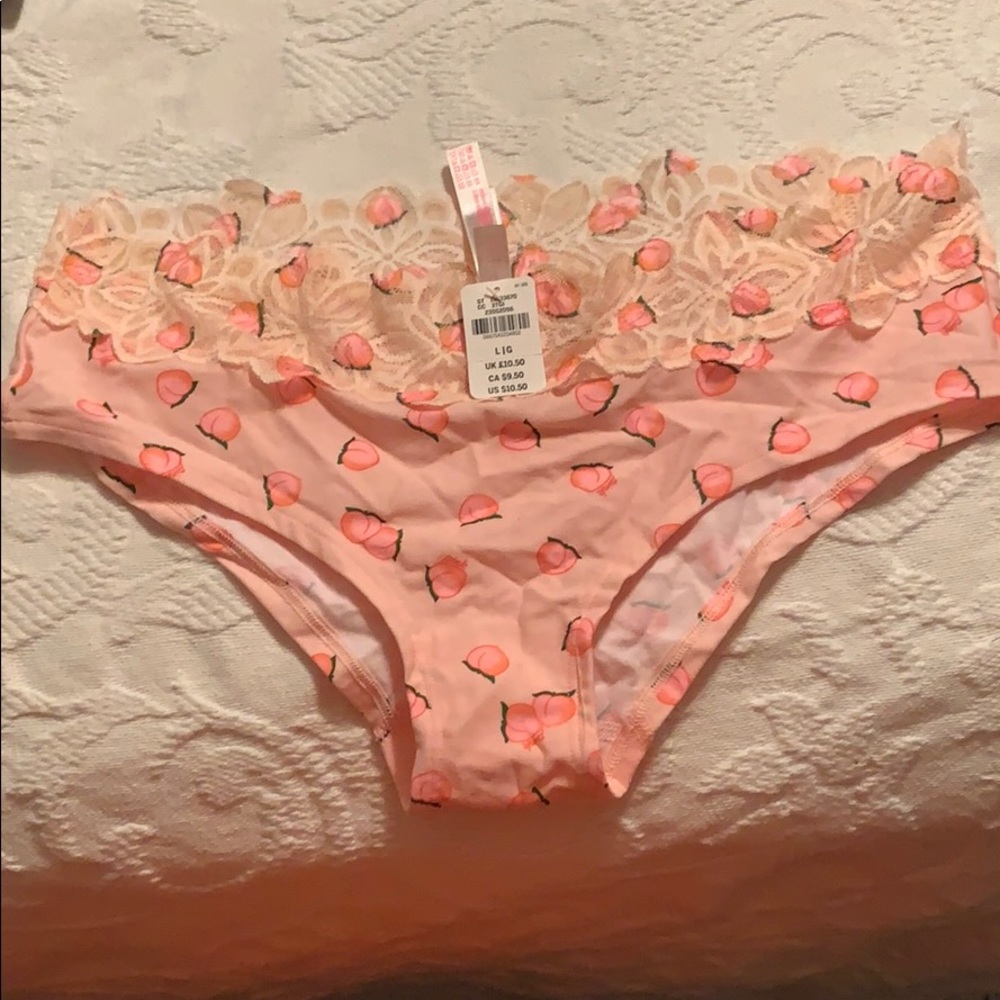 NWT VS PINK